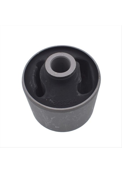 MB430694 Mitsubishi Pajero Için Ön Diferansiyel Montaj Izolatörü 2 Mk2 V20 V30 V40 Nativa Montero Sport 1 L200 Triton (Yurt Dışından) modelleri