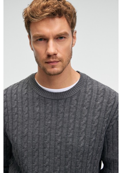 VINTLACE Erkek Yuvarlak Yaka Saç Örgü Desenli Regular Fit Triko Antrasit Kazak modelleri