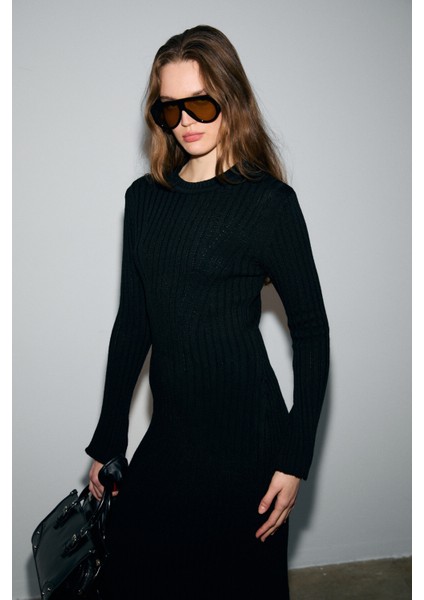 DUENDE Kadın Yuvarlak Yaka Çizgi Desenli Slim Fit Triko Siyah Elbise modelleri