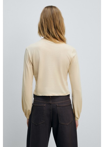 TIMBALI Kadın %100 Pamuk Yumuşak Kumaşlı Baskılı Kol Ucu Lastikli Balon Kollu Krem T-Shirt modelleri