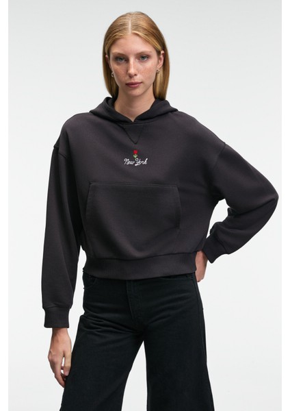 ISADORA Kadın Kapüşonlu Nakış Detaylı Regular Fit Crop Antrasit Sweatshirt fiyatları