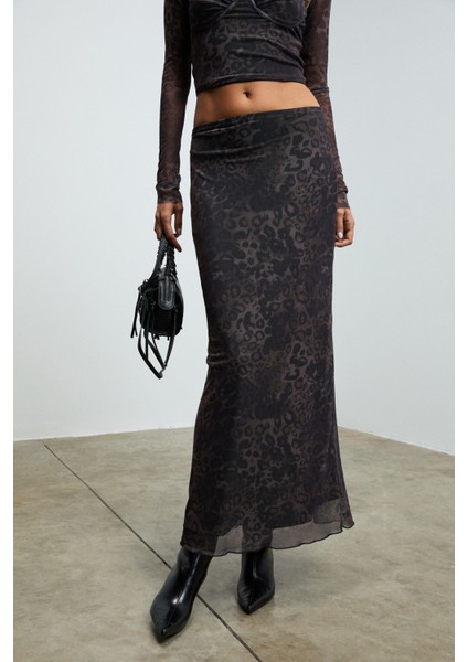 BEULAH Kadın Maxi Boy Slim Fit Beli Lastikli Tül Batik Desenli Siyah-Leopar Desenli Etek indirimleri