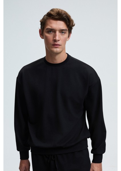 VIENTO Erkek Bisiklet Yaka Uzun Kollu Regular Fit Siyah Sweatshirt