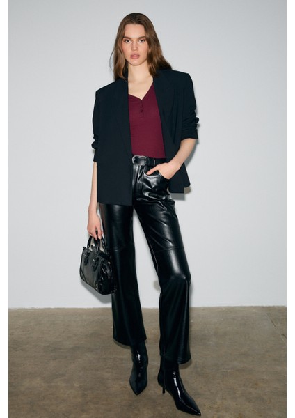 KALANI Kadın Uzun Kollu V Yaka Patlı Düğmeli Bordo Bluz indirimleri