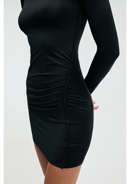 LUKKID Kadın Esnek Kumaşlı Asimetrik Yakalı Slim Fit Siyah Elbise fırsatları