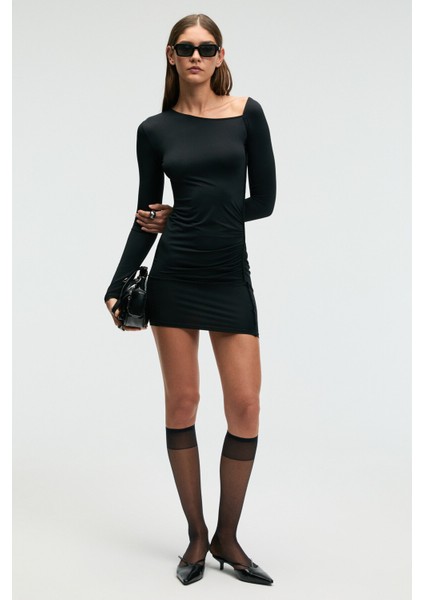 LUKKID Kadın Esnek Kumaşlı Asimetrik Yakalı Slim Fit Siyah Elbise indirimleri