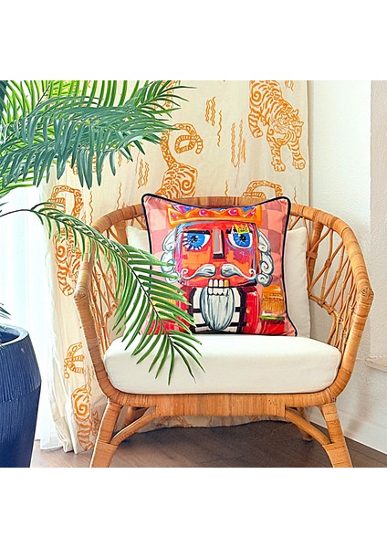 Nutcracker Desenli Kadife Yastık Kılıfı - 50X50 cm - Renkli Yeni Yıl Tasarım - Dekoratif Kırlent Kılıfı fırsatları