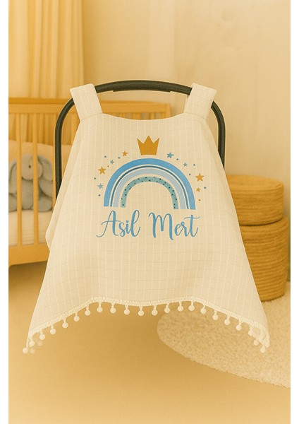 Kişiye Özel Taç ve Gökkuşağı Desenli Bebek Puset Örtüsü – Isim Yazılı, %100 Pamuk
