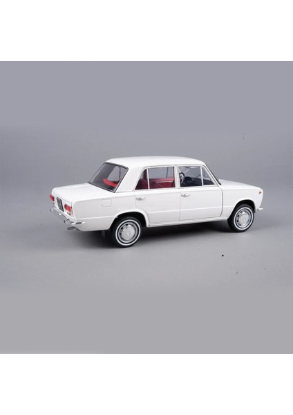 1:18 Ixo 1970 Fiat 124 fiyatları