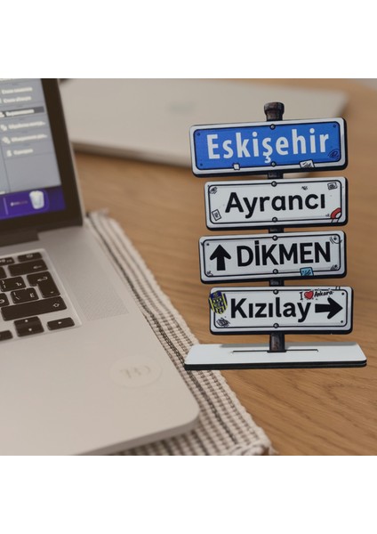 Ankara Yön Tabelası Dekor – Eskişehir, Ayrancı, Dikmen, Kızılay Yazılı Ahşap Masaüstü Ayaklı Biblo modelleri