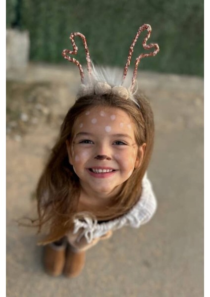 Kahverengi Pullu Geyik Boynuzu Figürlü Kız Çocuk Yılbaşı Taç modelleri