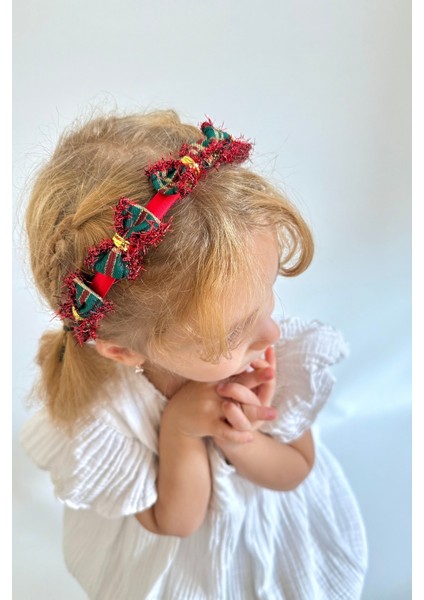 Kırmızı Ekoseli Küçük Fiyonk Detaylı Kız Çocuk Yılbaşı Taç modelleri