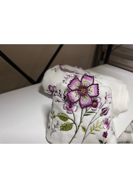 Çiçek Kabartmalı 1 Adet Büyük 1 Adet Küçük El Yüz Havlusu