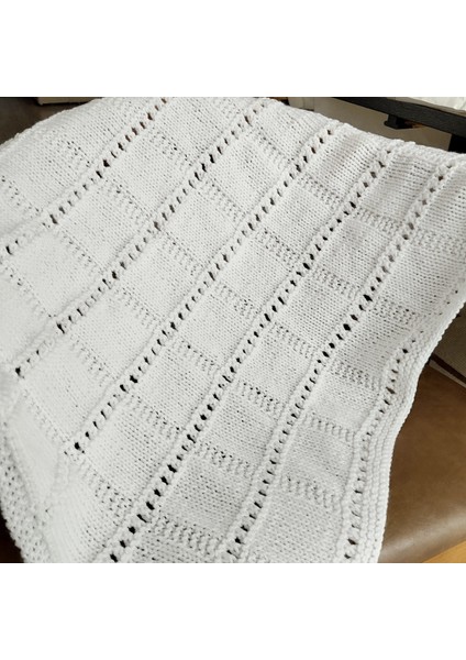 El Örgüsü Kare Bebek Battaniyesi –%100 Akrilik, 80X80 cm