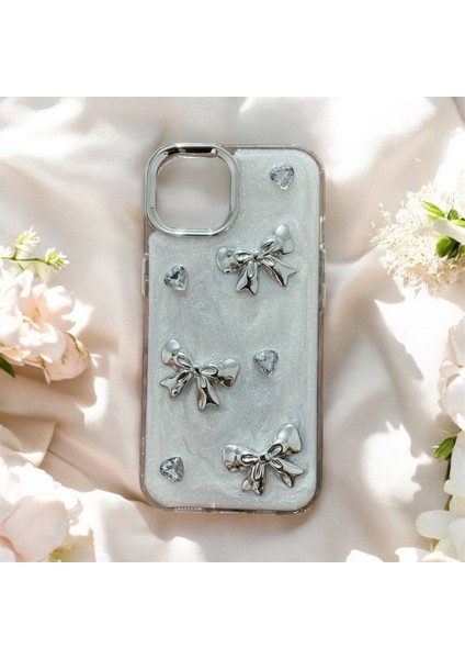 Apple Iphone 15 Uyumlu Gümüş Figür Taşlı Sert Kapak Kılıf
