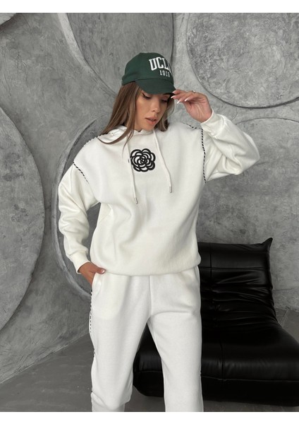 Üç Iplik Tasarım Biyeli Eşofman Takımı Ekru fiyatları