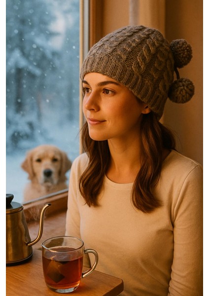 Kadın Bere Ponponlu Kışlık