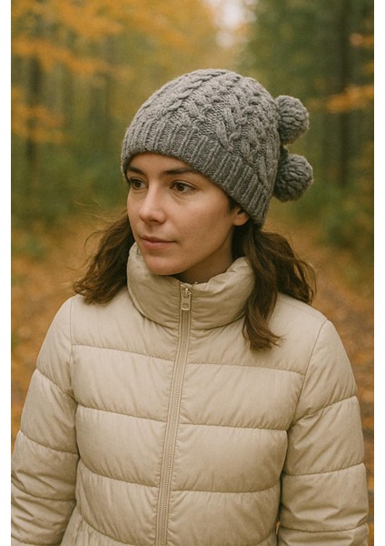 Kadın Bere Ponponlu Kışlık