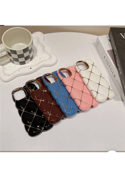 Apple Iphone 11 Yumuşak Silikon Kılıf Darbeye Dayanıklı Kapak Altın Çizgili Mavi Baklava . modelleri