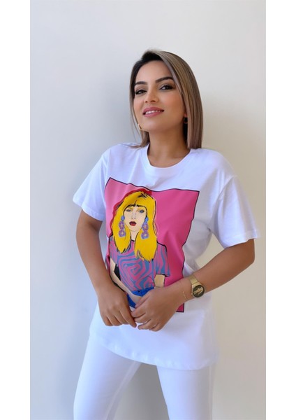 Sarışın Kadın Pembe Baskılı Tişört Ekru