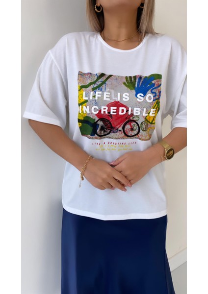 Kabartma Yazılı Tişört Ekru fırsatları