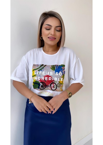 Kabartma Yazılı Tişört Ekru