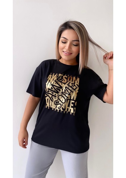 Awe Some Varak Baskılı Tişört Siyah modelleri