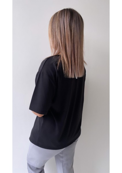 Awe Some Varak Baskılı Tişört Siyah