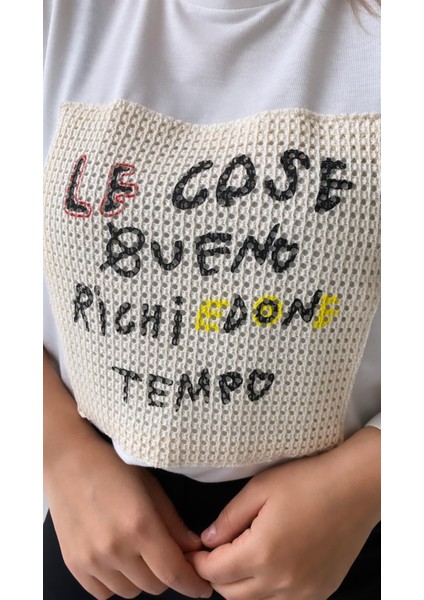 Önü Fileli Le Cose Tişört Ekru indirimleri