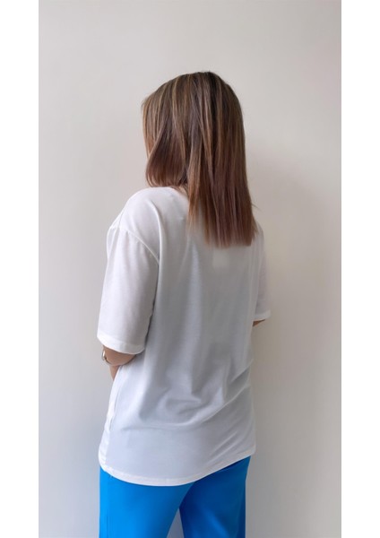 Kabartmalı Cute Daisy Tişört Ekru Mavi indirimleri