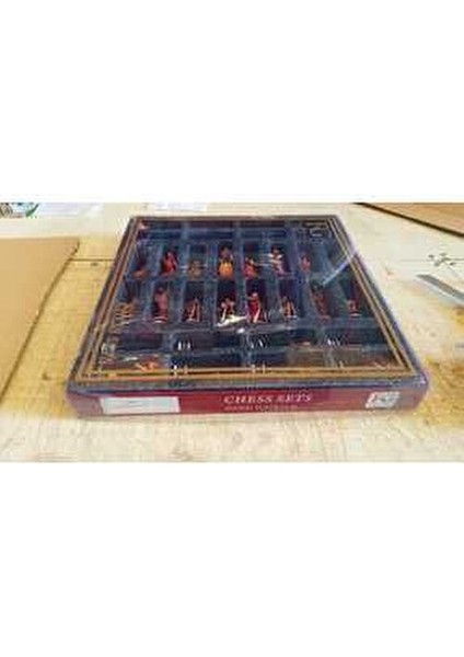 Osmanlı-Hun Temalı Orta Boy Lüks Satranç Tahtası ve Yenigün Düz Satranç Tahtası