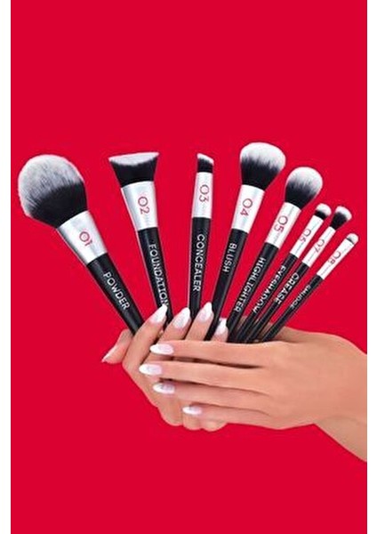 Pudra Fırçası 01 Ahşap Saplı Sentetik Kıllarla Profesyonel Makyaj İçin Vegan Fırça