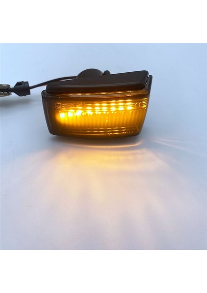 Volvo Için 2pcs 850/C70/V70/V40/S40 98-04 Araç Yan Işaretçi Işık LED Sinyal Işığı 9178885 (Yurt Dışından) fırsatları