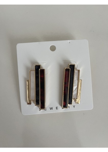 Geometrik Çubuk Formunda, Gold Çerçeveli Taşlı Kadın Küpe Siyah ve Kırmızı Sedef Detaylı, Modern Zarif Tasarım, Işıltılı Günlük ve Özel Gün Kullanımına Uygun Muhteşem Aksesuar fiyatları