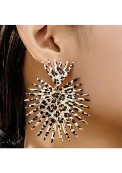 Leopar Desenli Büyük Tasarım Küpe – Gösterişli, Işıltılı, Trend Statement Kadın Küpe