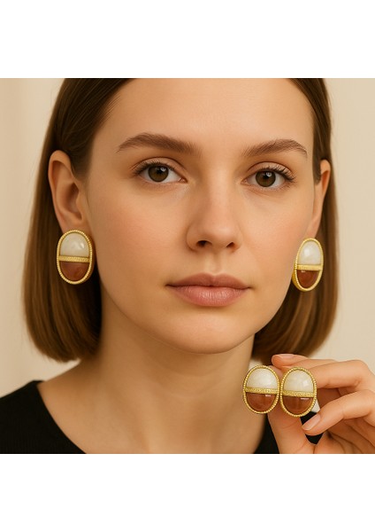 Oval Taş Detaylı Küpe – Gold Çerçeveli Şık ve Zarif Tasarım, Günlük & Özel Gün Kadın Küpe