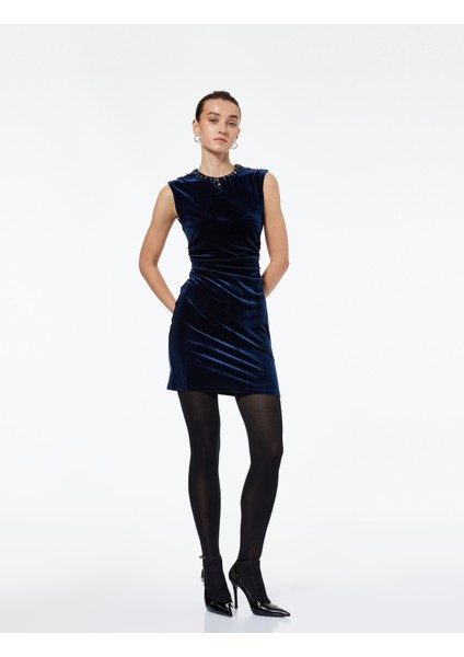 Kolsuz Işleme Detaylı Bisiklet Yaka Slim Fit Elbise