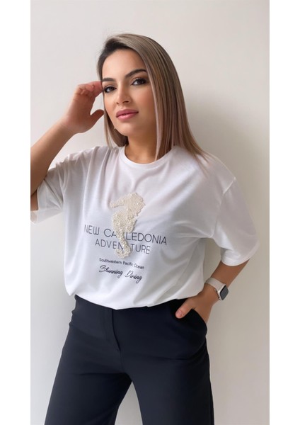 Inci Işlemeli Adven Ture Tişört Ekru fırsatları