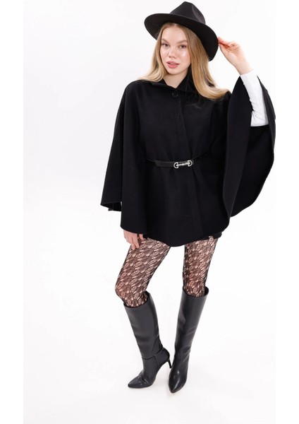 Siyah Prilika Kadın Kemerli Kaşe Panço – Oversize Şık Trend 2025 Yeni Sezon