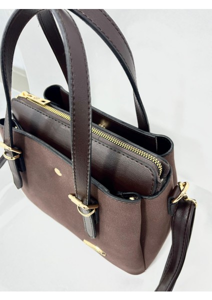 Kadın Uzun Askılı 4 Bölmeli Gold Aksesuarlı Süet Deri Omuz ve El Çantası fiyatları