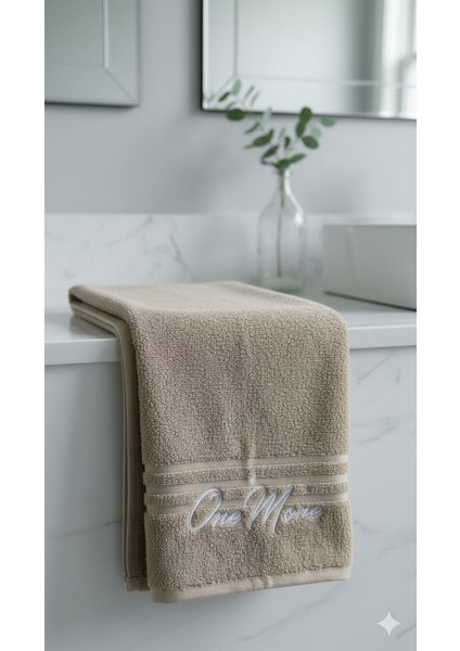 One More Internatıonal Banyo Havlu