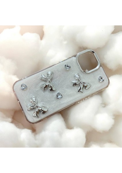 Apple Iphone 16 Uyumlu Gümüş Figüntaşlı Sert Kapak Kılıf . fiyatları