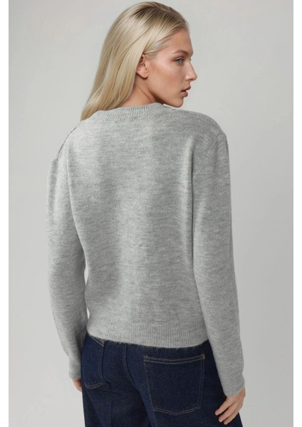 Kadın Bisiklet Yaka Yumuşak Dokulu Regular Fit Triko Hırka Gri indirimleri