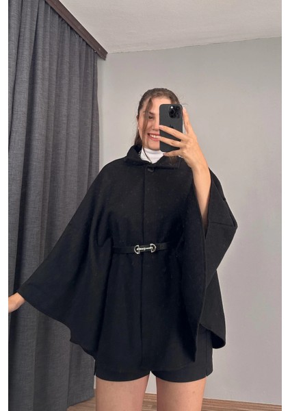 Siyah Prilika Kadın Rahat Araboy Kemerli Şık Kaşe Panço – 2025 Yeni Sezon