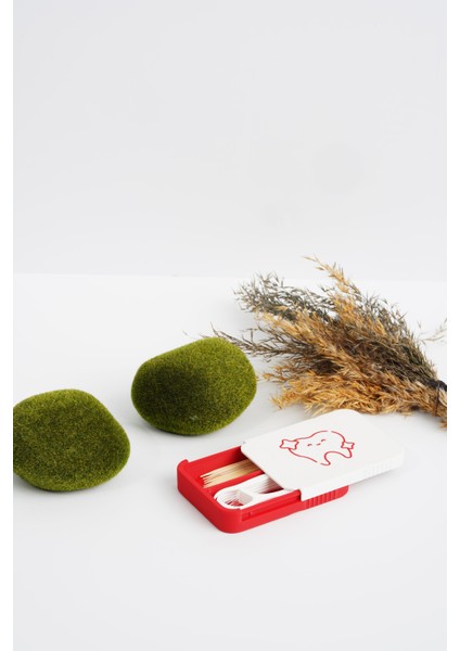 Seyahat Boy Diş Ipi & Kürdan Taşıma Kutusu – Kompakt, Hafif, Hijyenik Saklama Kabı (7.5X7X1.5 Cm) fırsatları