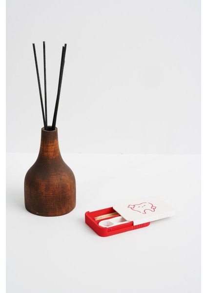 Seyahat Boy Diş Ipi & Kürdan Taşıma Kutusu – Kompakt, Hafif, Hijyenik Saklama Kabı (7.5X7X1.5 Cm) indirimleri