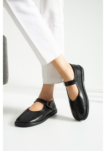 Cassiel Hakiki Deri Ayarlanabilir Toka Detaylı Kadın Lofer Siyah Deri modelleri