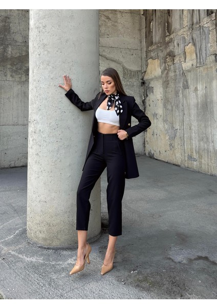 Pensli Yüksek Bel Kumaş Pantolon Siyah indirimleri