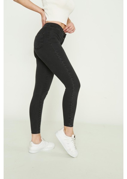 Bir Beden Incelten Cepsiz Jean Füme fiyatları