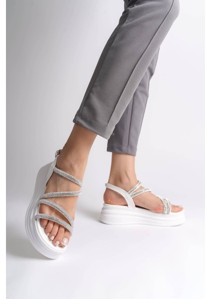 Rıley Ince Tokalı Taşlı Şeritli Ortopedik Taban Kadın Sandalet Cbt - Beyaz
